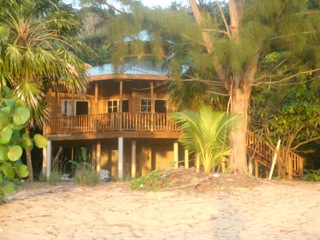 Cayos_Cochinos_Beach_House_P